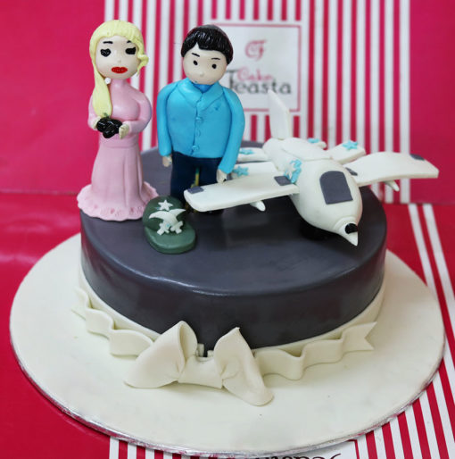 Pilot Wedding Cake in Lahore