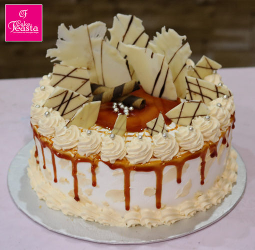 Caramel Crunch Cream Signature Cake