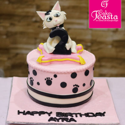 Crazy Cat Pink Birthday Cake