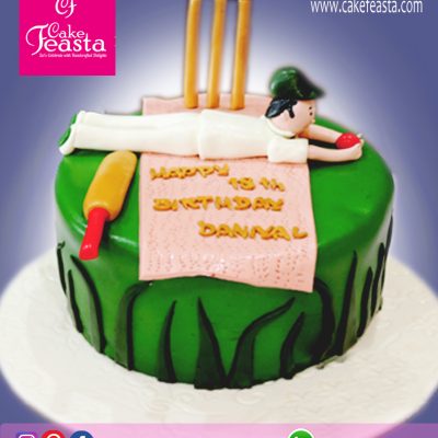 Cricket-Theme-Birthday-Cake